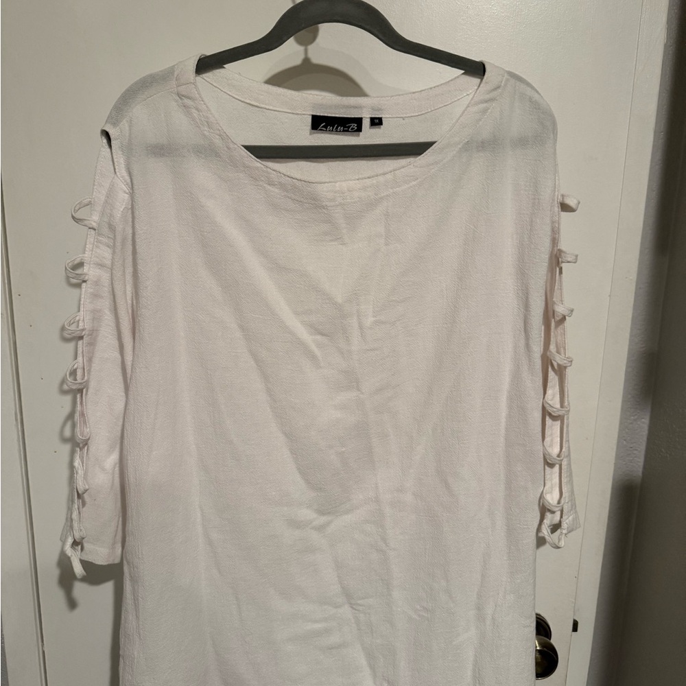 Lulu-B White Casual V-Neck Top